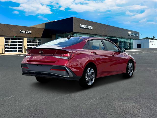 2025 Hyundai Elantra SEL Sport