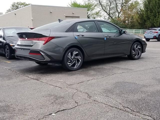2025 Hyundai Elantra Hybrid SEL Sport