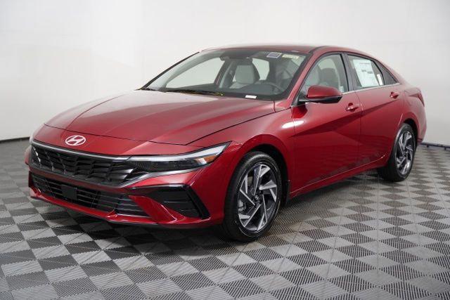 2025 Hyundai Elantra Hybrid Limited