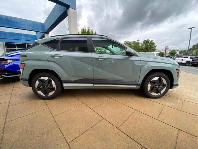 2025 Hyundai Kona EV SEL