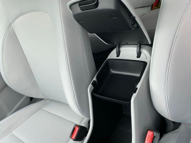 2025 Hyundai Kona EV SEL