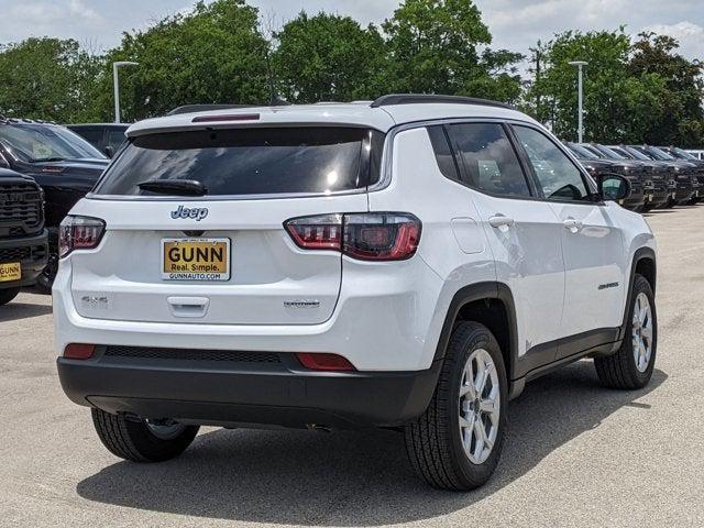 2025 Jeep Compass COMPASS LATITUDE 4X4