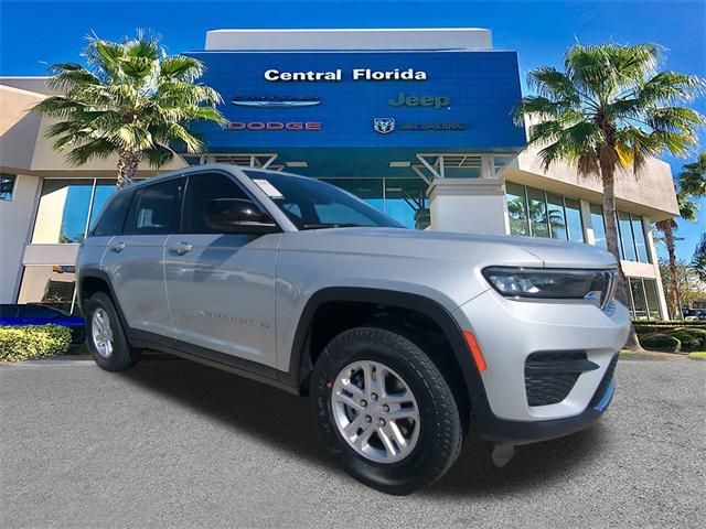 2025 Jeep Grand Cherokee GRAND CHEROKEE LAREDO 4X2
