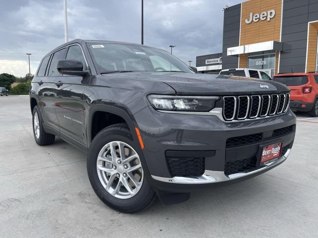 2025 Jeep Grand Cherokee GRAND CHEROKEE L LAREDO X 4X2