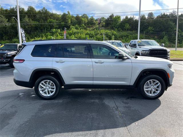 2025 Jeep Grand Cherokee GRAND CHEROKEE L LAREDO 4X4