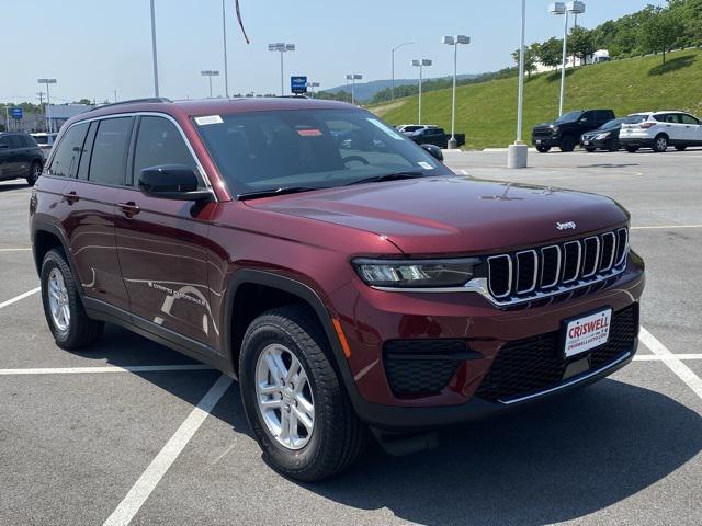2025 Jeep Grand Cherokee GRAND CHEROKEE LAREDO 4X4
