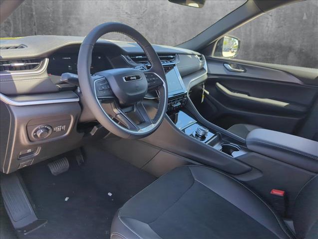 2025 Jeep Grand Cherokee GRAND CHEROKEE L ALTITUDE X 4X2