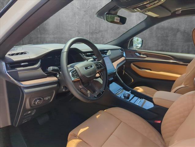 2025 Jeep Grand Cherokee GRAND CHEROKEE L SUMMIT 4X4