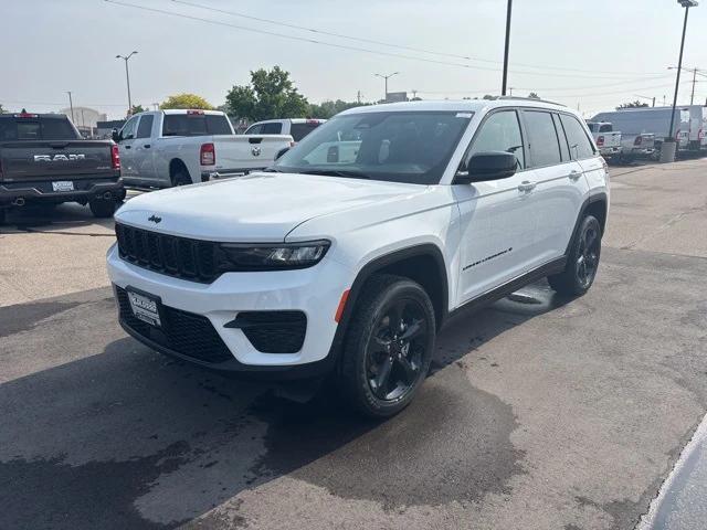 2025 Jeep Grand Cherokee GRAND CHEROKEE ALTITUDE X 4X4
