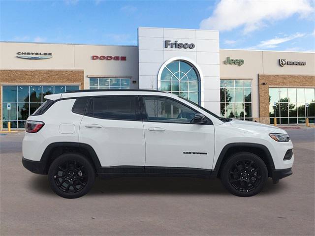 2025 Jeep Compass COMPASS LATITUDE 4X4