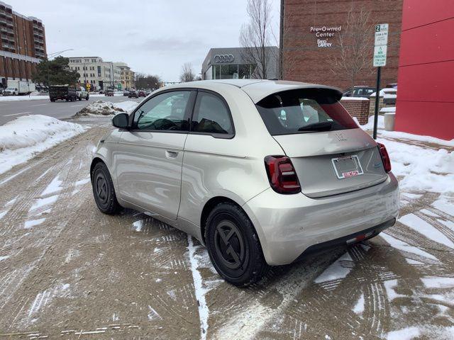 2025 Fiat FIAT 500e GIORGIO ARMANI Collectors Edition 2025 Fiat FIAT 500e GIORGIO ARMANI Collectors Edition