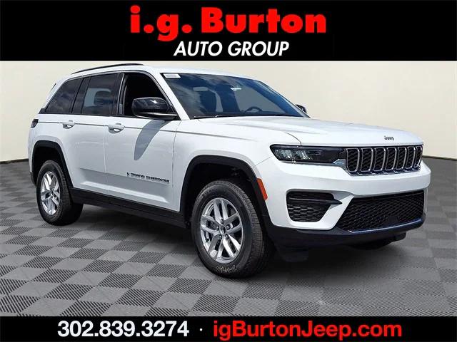 2025 Jeep Grand Cherokee GRAND CHEROKEE LAREDO X 4X4