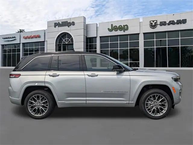 2025 Jeep Grand Cherokee GRAND CHEROKEE SUMMIT 4X4