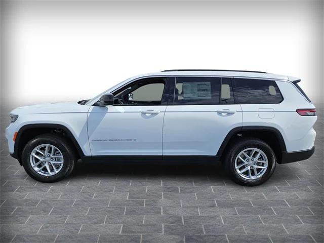 2025 Jeep Grand Cherokee GRAND CHEROKEE L LAREDO 4X4