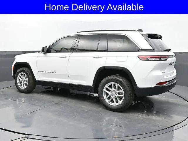 2025 Jeep Grand Cherokee GRAND CHEROKEE LAREDO X 4X4 2025 Jeep Grand Cherokee GRAND CHEROKEE LAREDO X 4X4