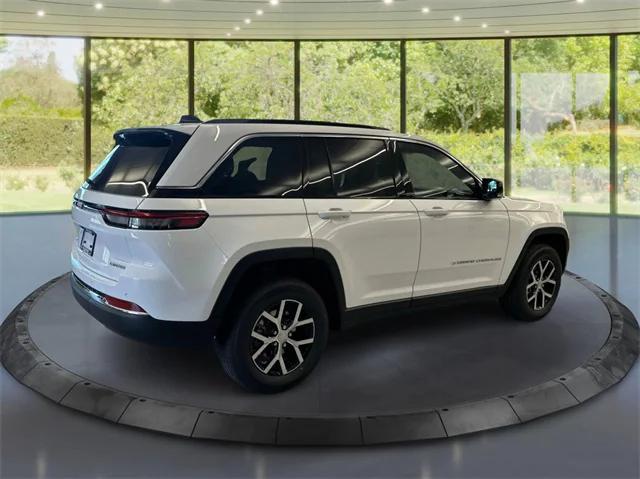 2025 Jeep Grand Cherokee GRAND CHEROKEE LIMITED 4X4