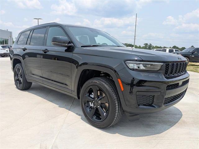 2025 Jeep Grand Cherokee GRAND CHEROKEE L ALTITUDE 4X2