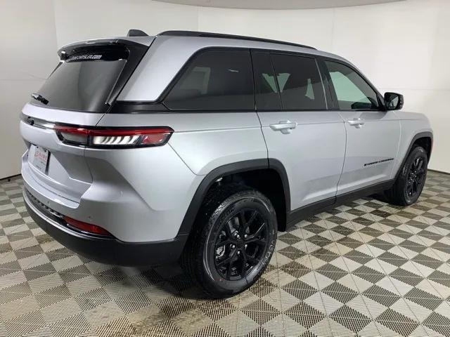 2025 Jeep Grand Cherokee GRAND CHEROKEE ALTITUDE 4X4 2025 Jeep Grand Cherokee GRAND CHEROKEE ALTITUDE 4X4