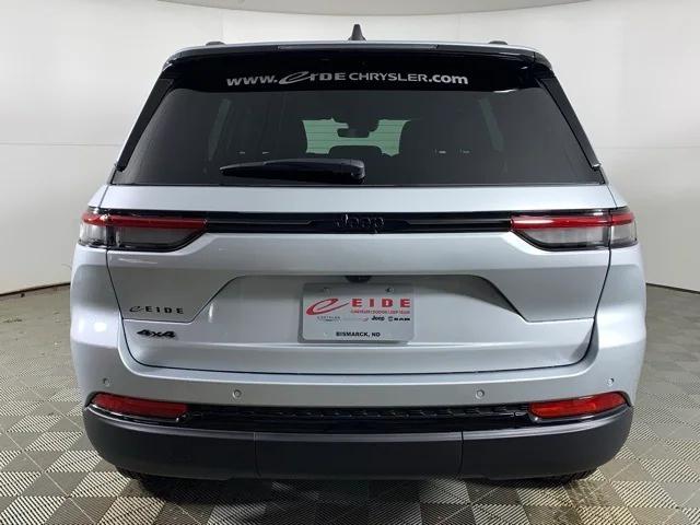 2025 Jeep Grand Cherokee GRAND CHEROKEE ALTITUDE 4X4 2025 Jeep Grand Cherokee GRAND CHEROKEE ALTITUDE 4X4