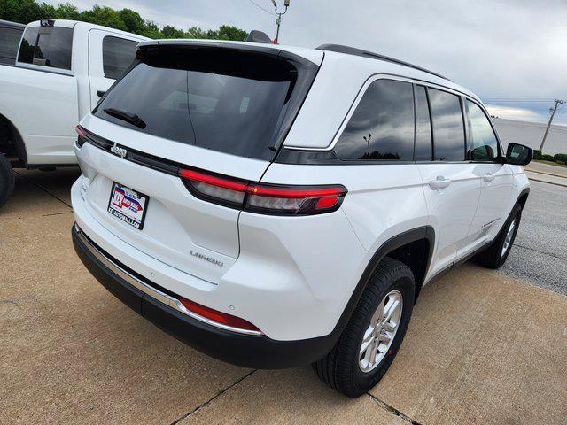 2025 Jeep Grand Cherokee GRAND CHEROKEE LAREDO 4X4