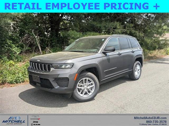 2025 Jeep Grand Cherokee GRAND CHEROKEE LAREDO X 4X4