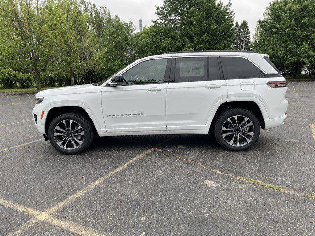 2025 Jeep Grand Cherokee GRAND CHEROKEE OVERLAND 4X4