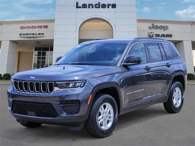 2025 Jeep Grand Cherokee GRAND CHEROKEE LAREDO 4X2