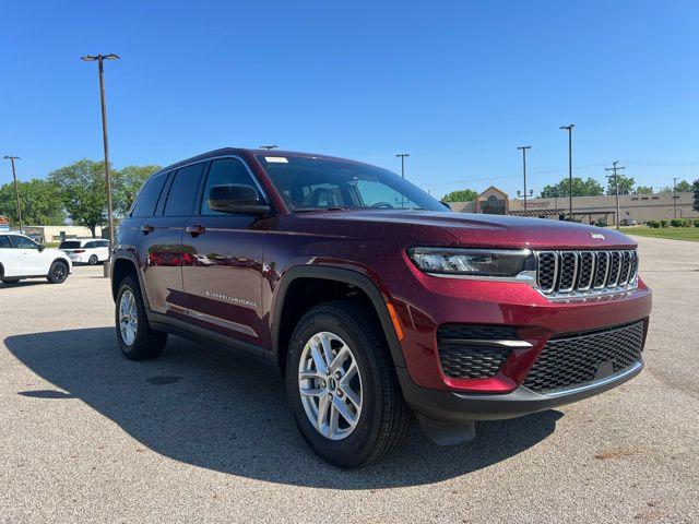 2025 Jeep Grand Cherokee GRAND CHEROKEE LAREDO X 4X4