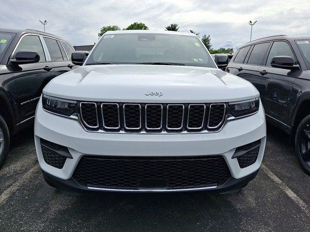2025 Jeep Grand Cherokee GRAND CHEROKEE LAREDO X 4X4