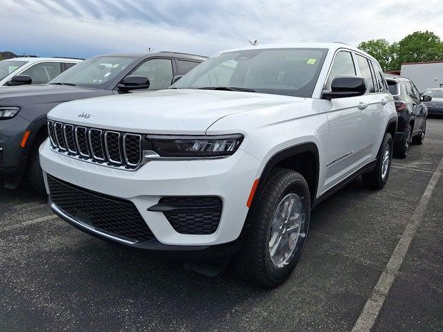 2025 Jeep Grand Cherokee GRAND CHEROKEE LAREDO 4X4