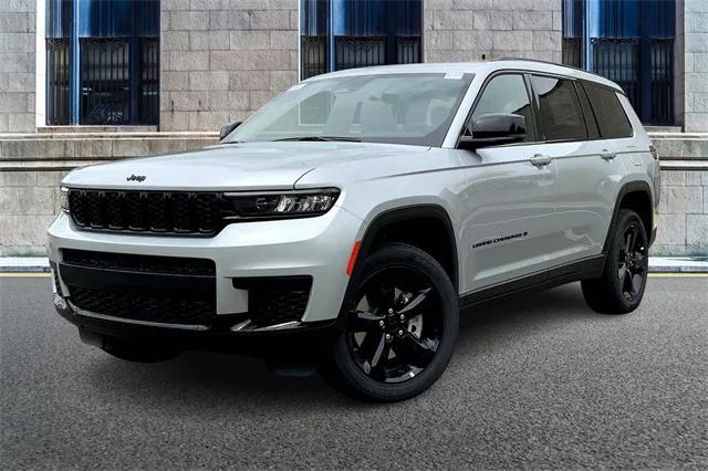 2025 Jeep Grand Cherokee GRAND CHEROKEE L ALTITUDE X 4X4