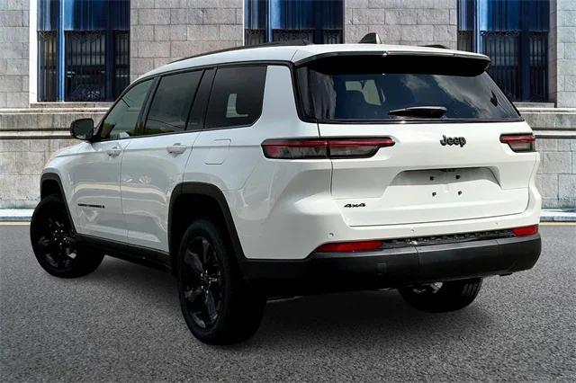2025 Jeep Grand Cherokee GRAND CHEROKEE L ALTITUDE X 4X4