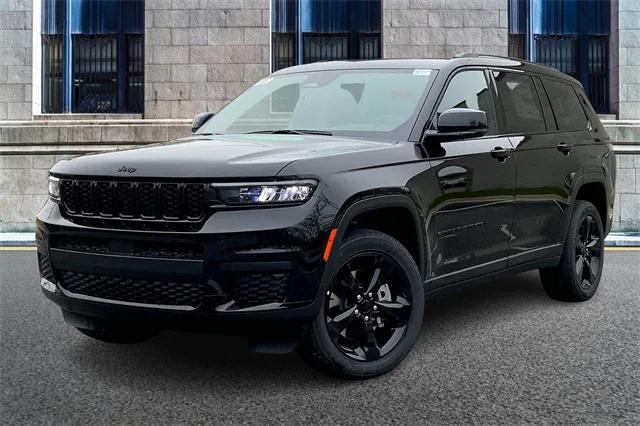 2025 Jeep Grand Cherokee GRAND CHEROKEE L ALTITUDE X 4X4