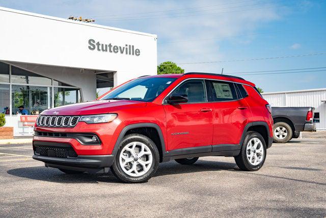 2025 Jeep Compass COMPASS LATITUDE 4X4