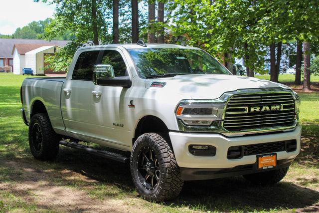 2024 RAM 2500 Laramie Crew Cab 4x4 64 Box
