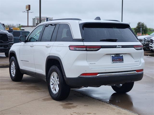 2025 Jeep Grand Cherokee GRAND CHEROKEE LAREDO 4X4
