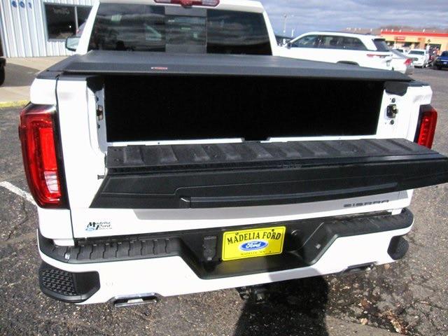 2022 GMC Sierra 1500 4WD Crew Cab Short Box Denali