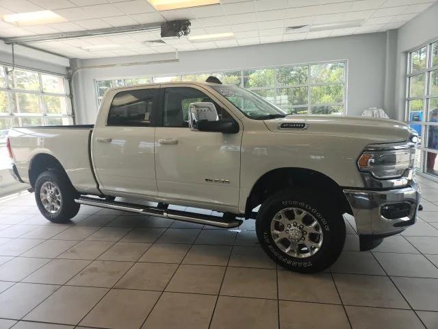 2024 RAM 2500 Laramie Crew Cab 4x4 64 Box