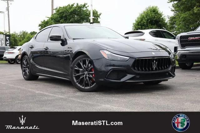 2022 Maserati Ghibli Modena Q4
