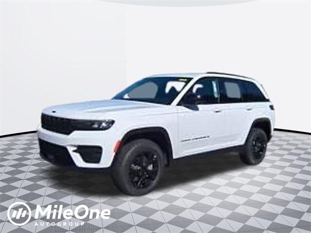 2025 Jeep Grand Cherokee GRAND CHEROKEE LAREDO X 4X4