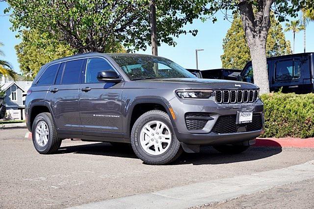 2025 Jeep Grand Cherokee GRAND CHEROKEE LAREDO 4X2