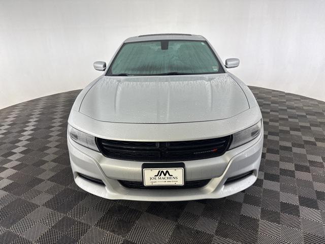 2022 Dodge Charger SXT RWD
