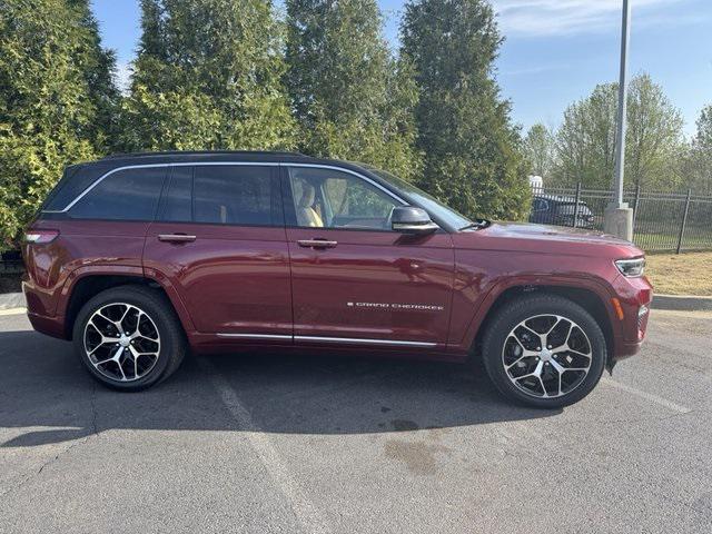 2025 Jeep Grand Cherokee GRAND CHEROKEE SUMMIT RESERVE 4X4