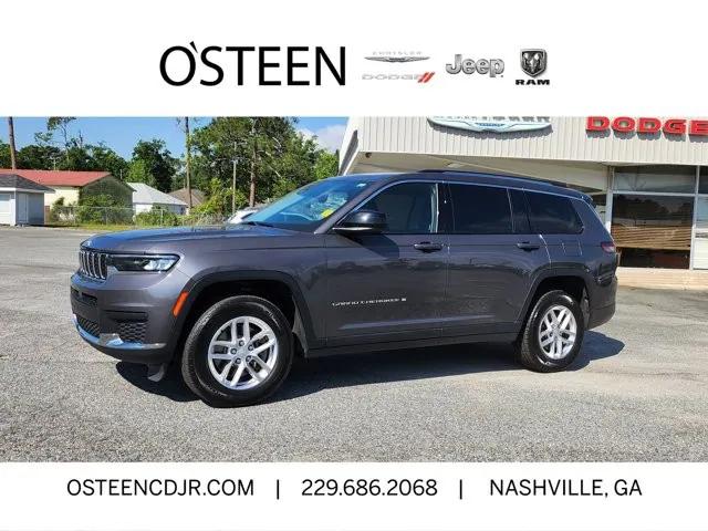 2023 Jeep Grand Cherokee L Laredo 4x4