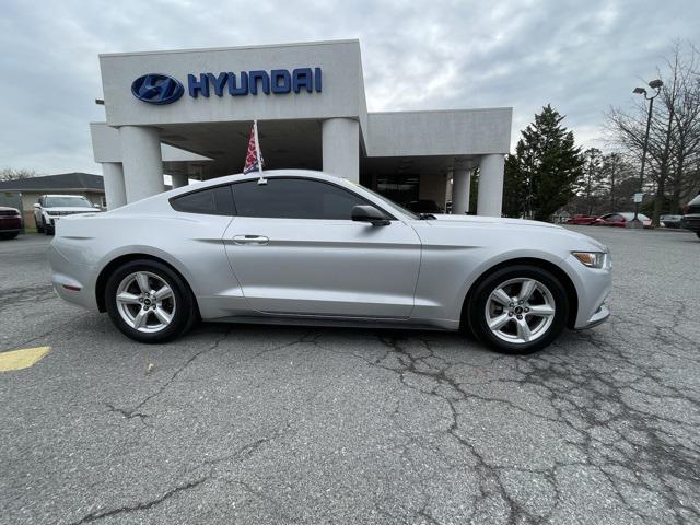 2017 Ford Mustang V6