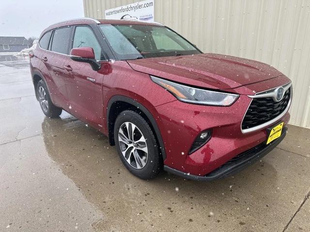 2021 Toyota Highlander Hybrid XLE