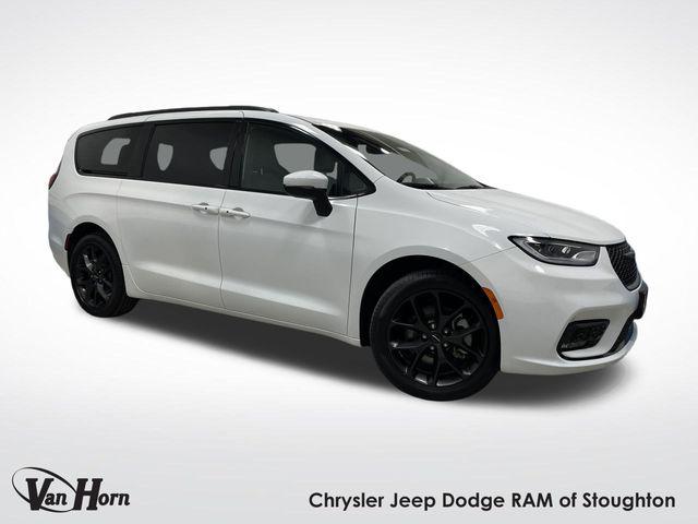 2023 Chrysler Pacifica Touring L AWD