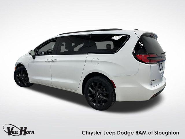 2023 Chrysler Pacifica Touring L AWD
