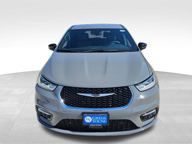 2025 Chrysler Pacifica PACIFICA SELECT AWD