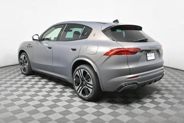 2025 Maserati Grecale Folgore Standard